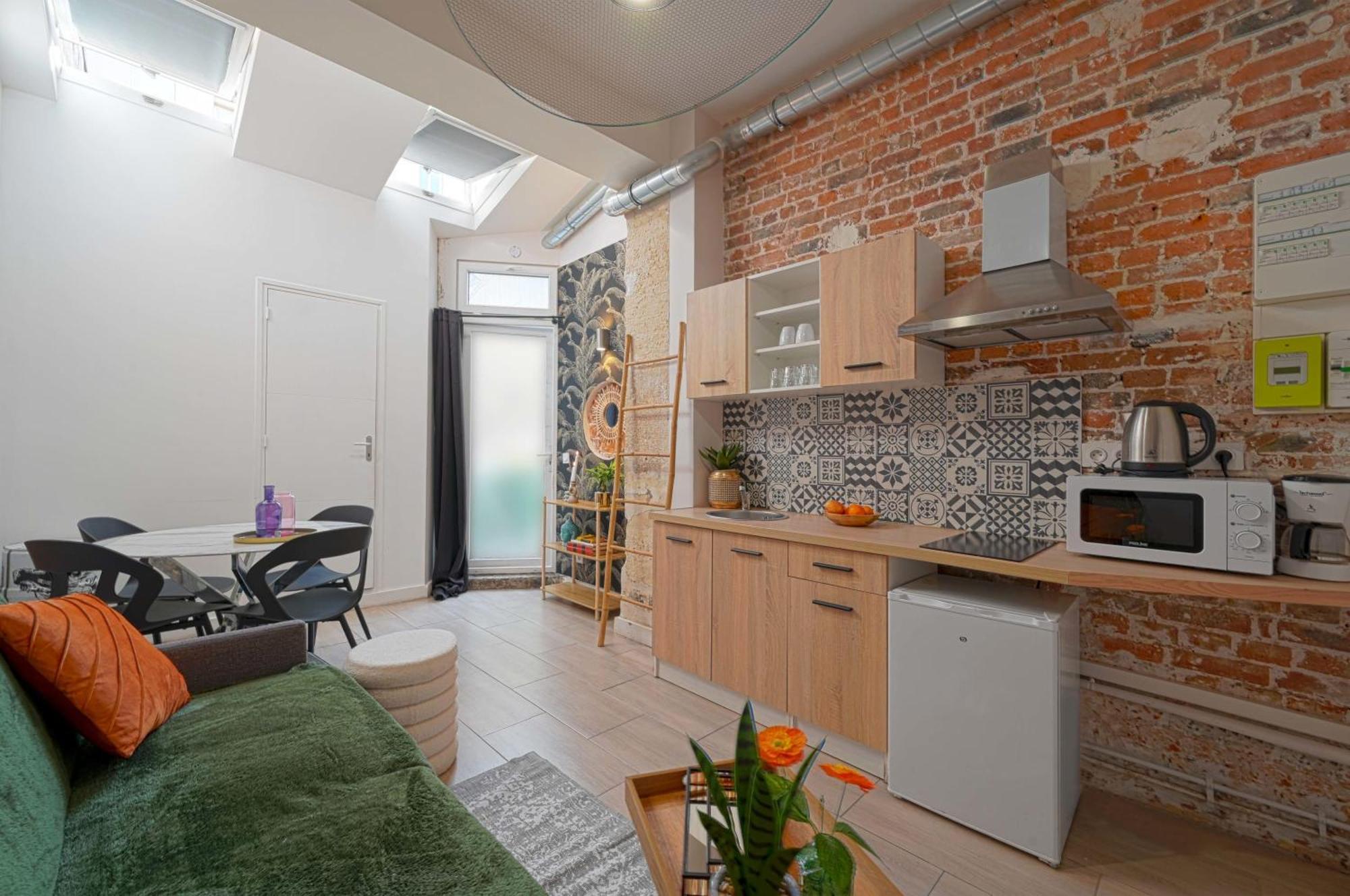 Apartamento 2 Bed Modern Fully Furnish Flat,Close To Buttes Chaumon Park París Exterior foto